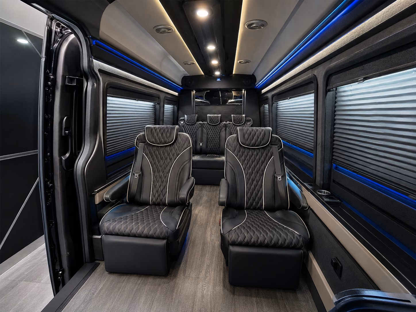 airport group and staff transportation near newark liberty international