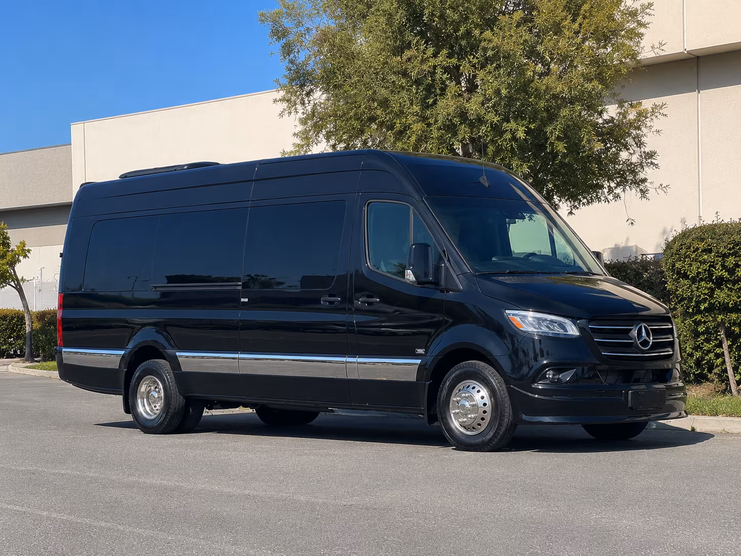 newark sprinter van with driver