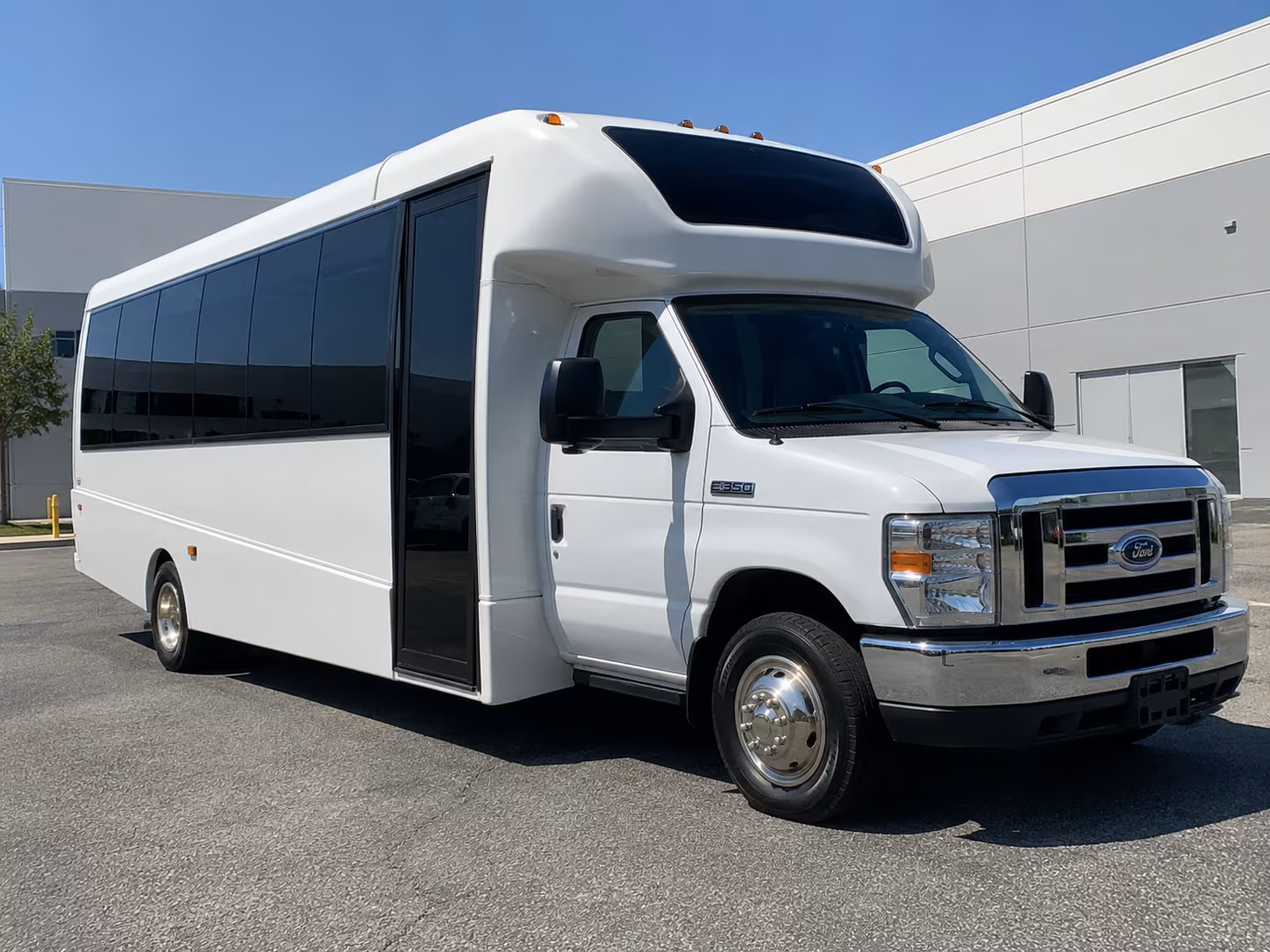 sports fan bus rentals for newark and the surrounding area
