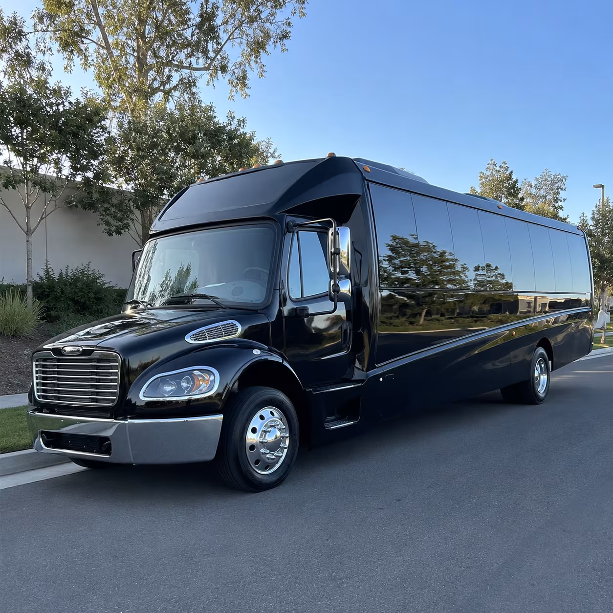 weekly worship shuttle buses for newark congregations